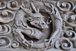 Dragon Carving – Thursday’s Bad Driver Jigsaw Puzzle